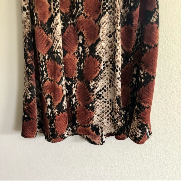 [NWT] MNG Animal Print Midi Skirt w Ruched Waist & Side Slit Size S - Picture 4 of 15